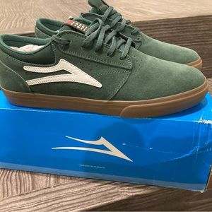 Lakai Griffin Suede skater shoes